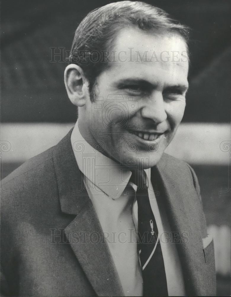 1970 Press Photo Wilf McGuinness sacked - Historic Images