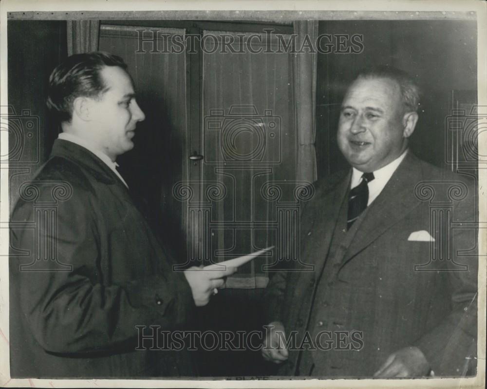 1959 Press Photo Donald Hume Arrested By Swiss Police For Bank Raid - Historic Images