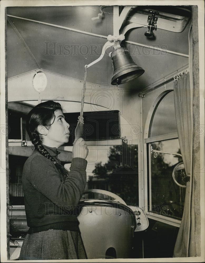 1952 Press Photo A Youngster Rings The Bell In The New Mobile Church In Rome - Historic Images