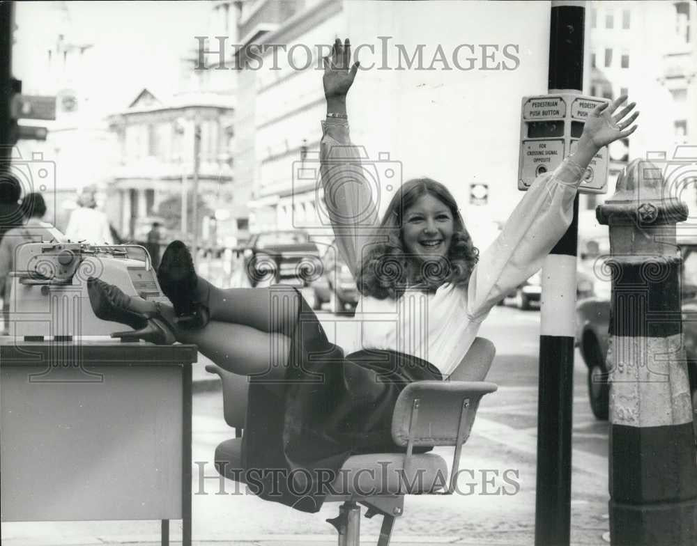 Press Photo BritainÃƒÆ’&#39;¢&#39;&#39;¬s top secretary of the year ÃƒÆ’&#39;¢&#39;&#39;¬&#39;&#39; Andrea Jane Mullaney - Historic Images