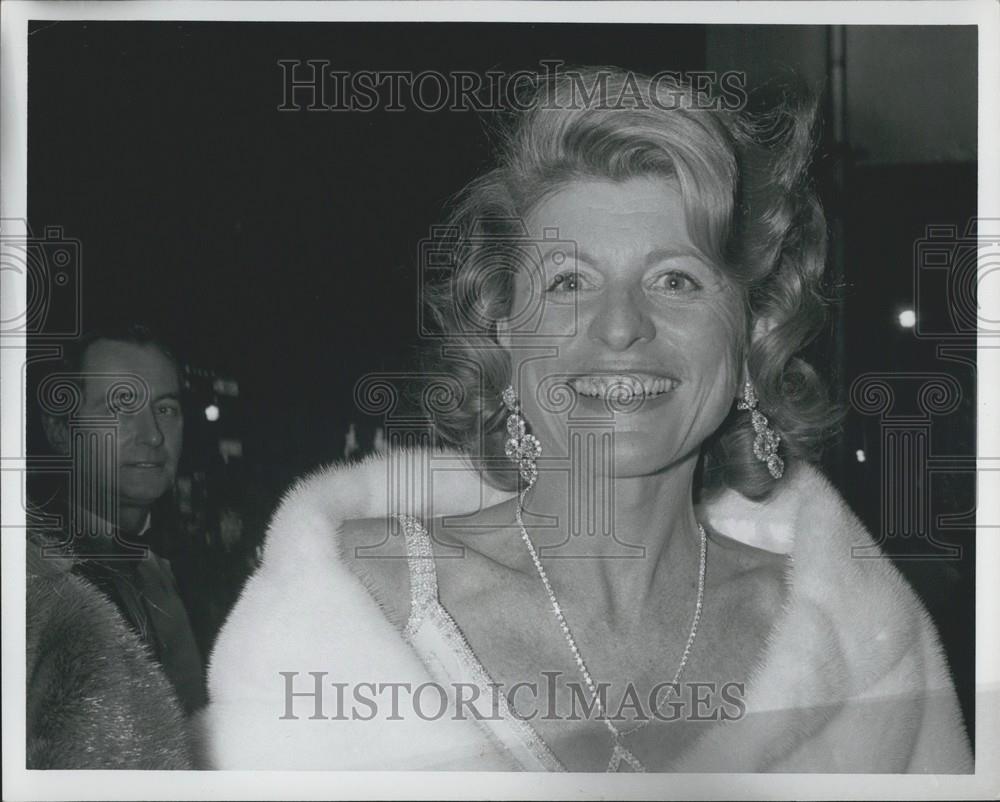 Press Photo Pat Kennedy Lawford. - Historic Images