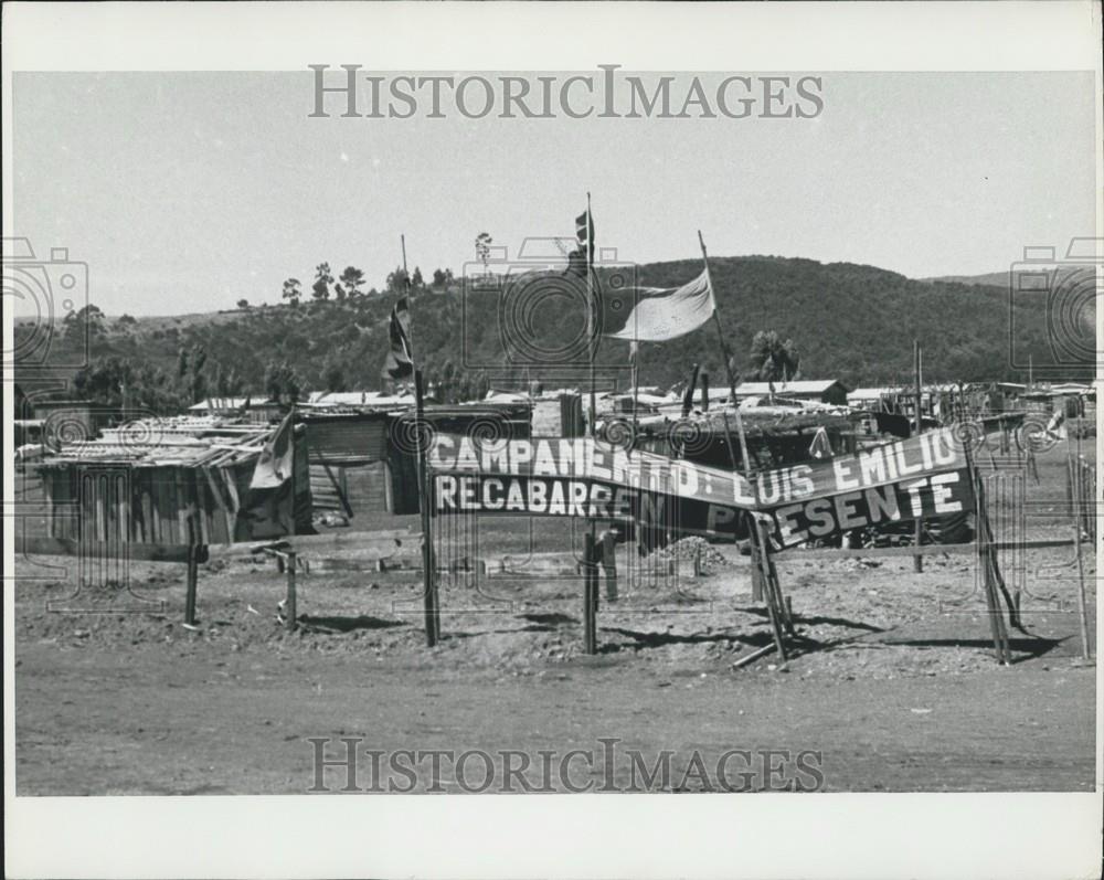 1972 Press Photo Chilean Communist Workers Camp - Historic Images