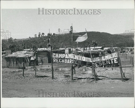 1972 Press Photo Chilean Communist Workers Camp - Historic Images