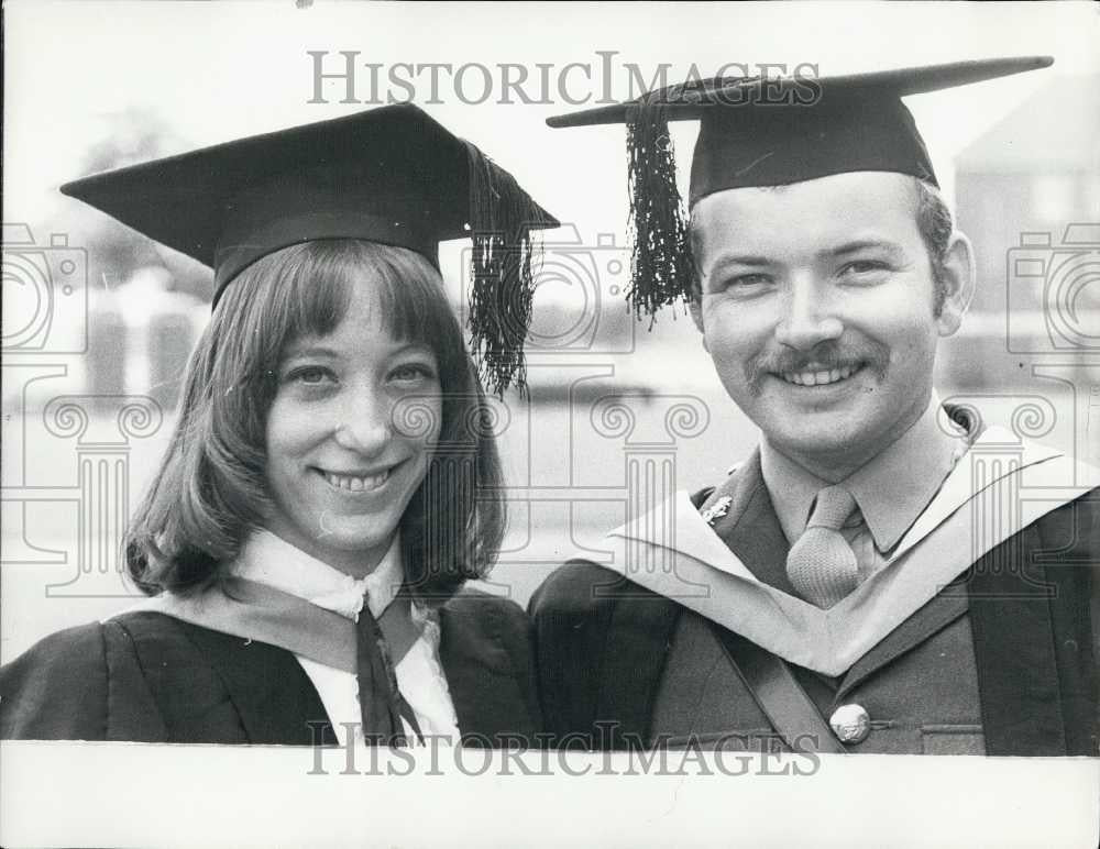 1973 Press Photo Degree Ceremony at the Royal Military College of Science - Historic Images