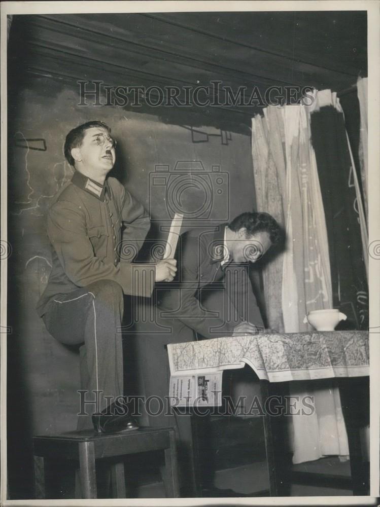 Press Photo Cabaret The Porcupines, The Eternal Lamp, Berlin - Historic Images