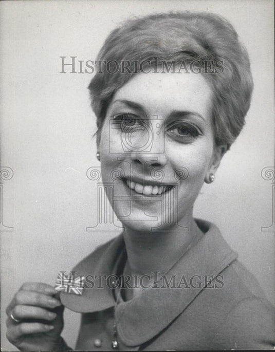 1968 Press Photo "Extra Work For No Pay" Girls-Colt Heating and Ventilation - Historic Images