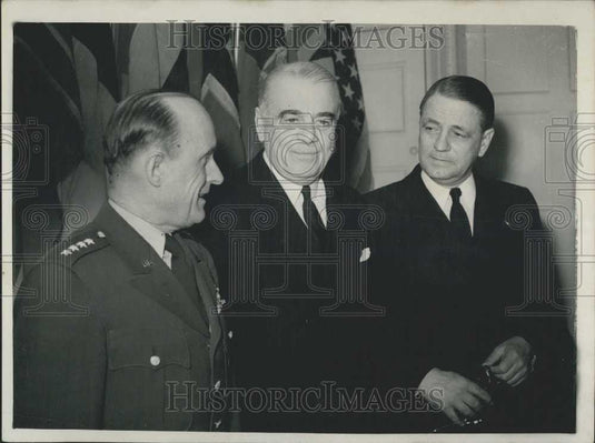 1952 Press Photo Lord Ismay Takes Office of Sec. General of NATO - Historic Images