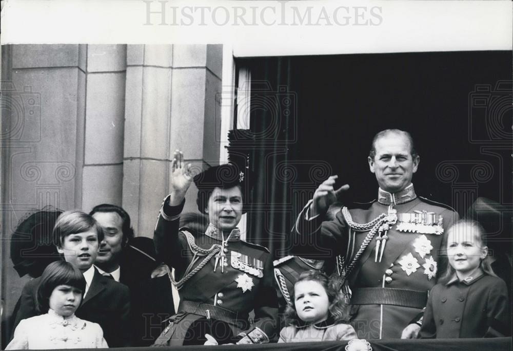 Press Photo The Queen and Prince Philip At Trooping Of The Guard Ceremony - Historic Images