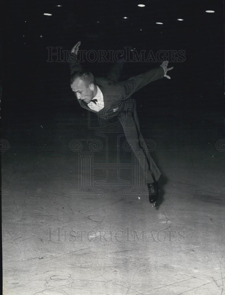 1958 Press Photo Davis Jenkins American Winner World Figure Skating Championship - Historic Images