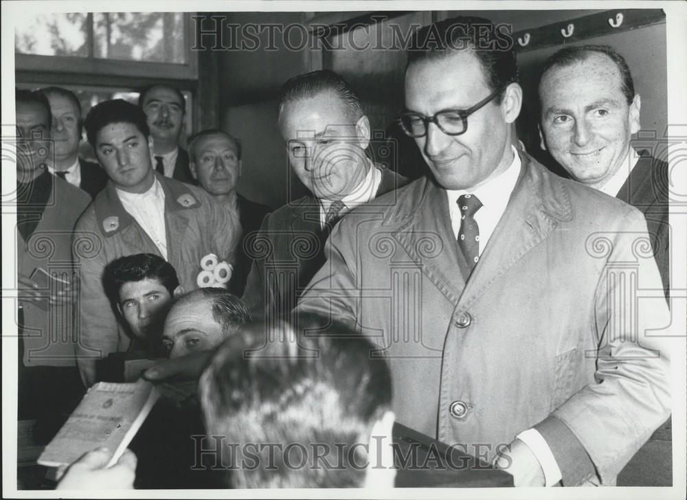 Press Photo El Doctor Horaco Sueldo - Historic Images