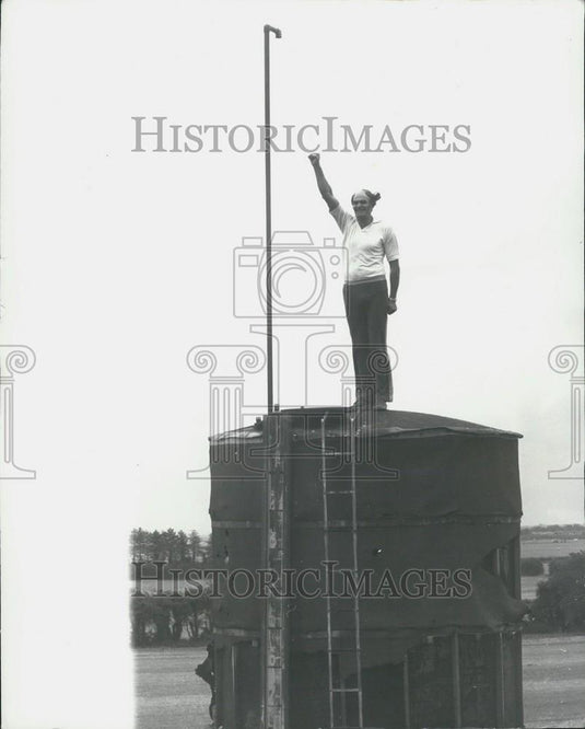Press Photo Bob Acraman Coditz Style POW Weekend Adventure - Historic Images