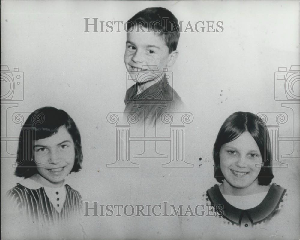 Press Photo Karen Ann Quinlan,sister Mary and brother John - Historic Images