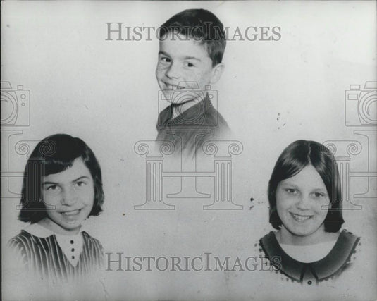 Press Photo Karen Ann Quinlan,sister Mary and brother John - Historic Images