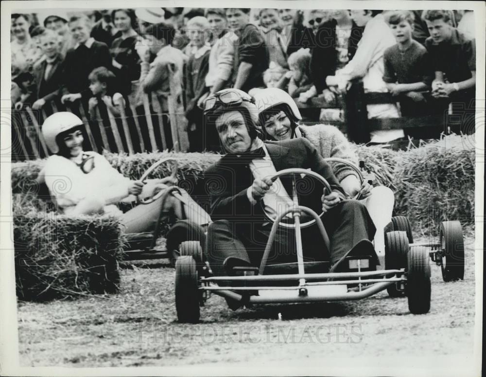 Press Photo Mr. Ernest Marples seen in his &#39;&#39;Go Kart&#39;&#39; - Historic Images