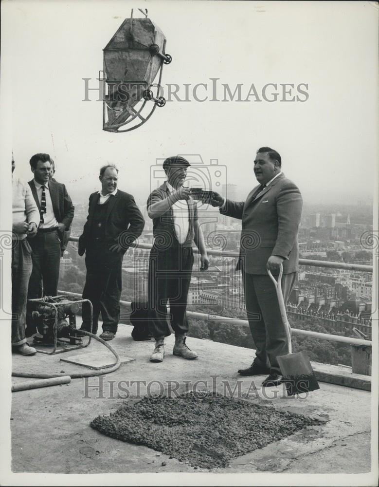 1962 Press Photo  L.T. Morram, managing director of Token Construction CO. Ltd - Historic Images