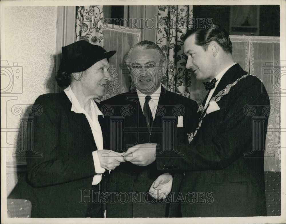 1955 Press Photo Women To Live In Margaret Mullen House - Historic Images