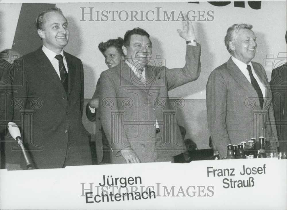 Press Photo Anti- Strauss Demonstration In Hamburg/West Germany With Riots - Historic Images