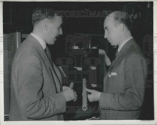 1959 Press Photo Argentine Atom Chief Sees Harwell - Historic Images