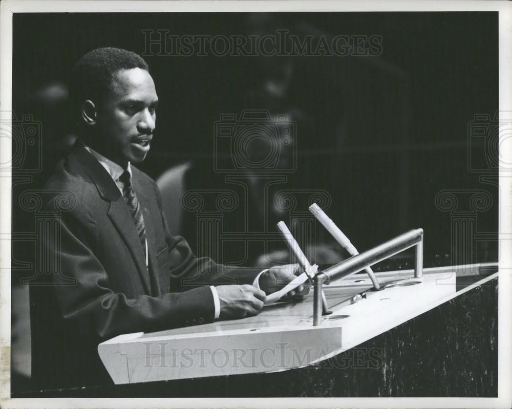 1960 Press Photo M. Toure Ismael, Guinea's Minister of Public Works UN - Historic Images