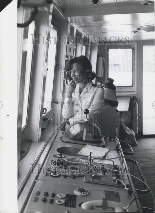Press Photo The Captain of the Polish MV Bieszozady is Danuta Kobylinska, a fema - Historic Images