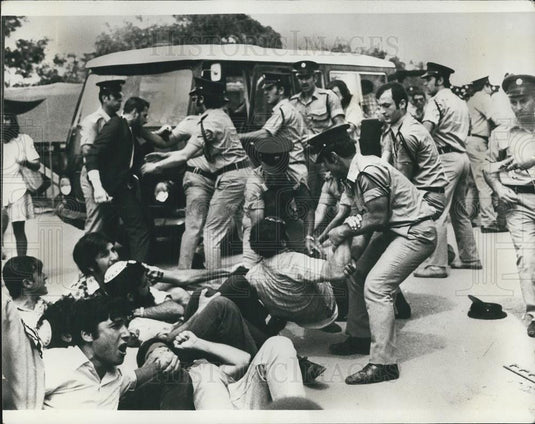 1974 Press Photo Demonstration in Jerusalem - Historic Images