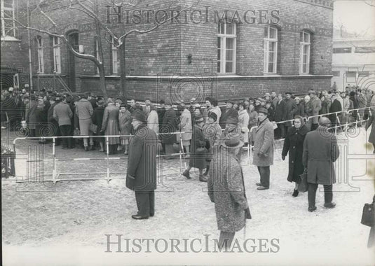 1963 Press Photo Passports For West Berliners to East Berlin Today - Historic Images