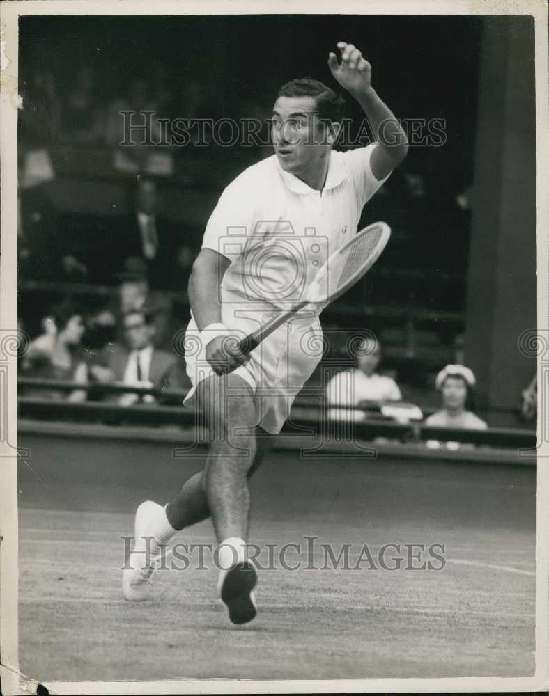 1959 Press Photo Chilean Tennis Player Luis Ayala - Historic Images
