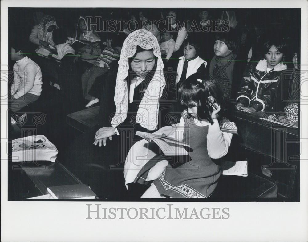 1980 Press Photo Christmas mass in Shukagawa Japan - Historic Images