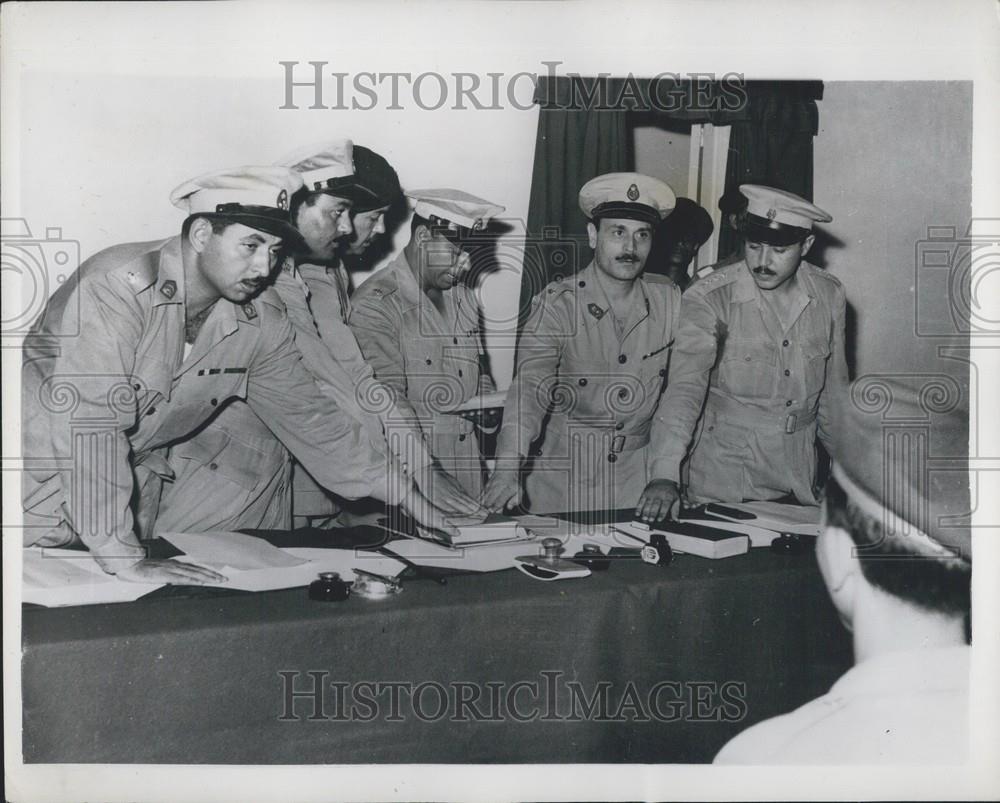 1952 Press Photo Actor on trial in Cairo on Incetement charge - Historic Images