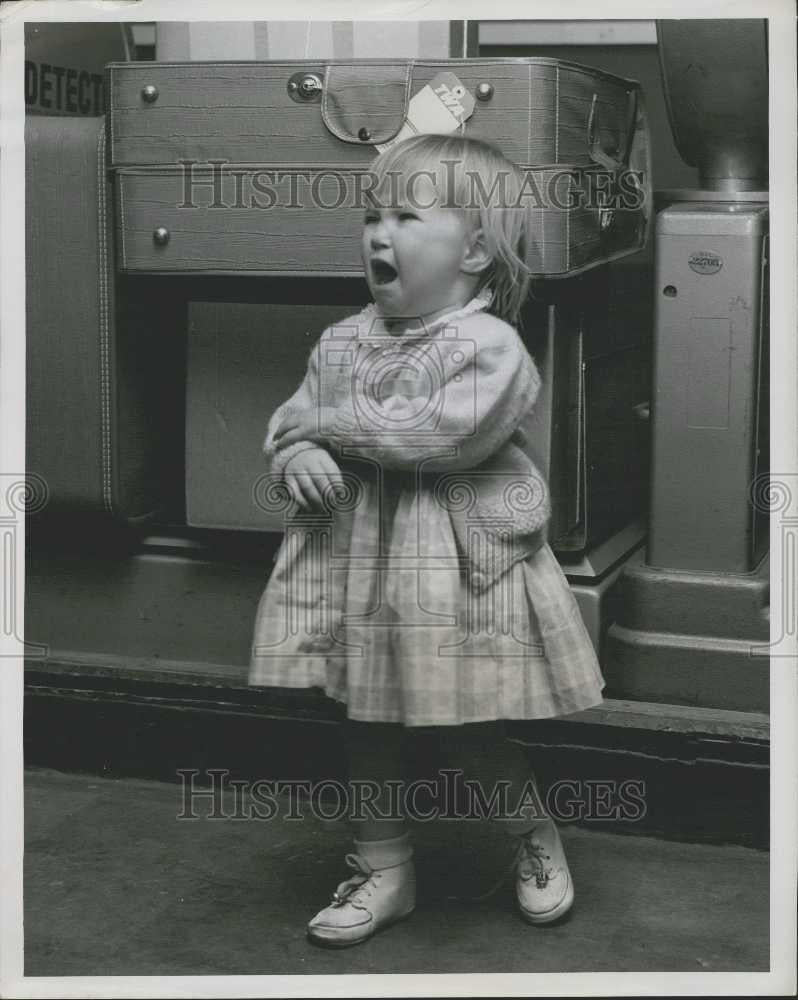 1959 Press Photo Penny Richard New York International Airport - Historic Images