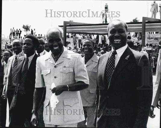 Press Photo Smiling President Kenneth Kaunda of Zambia Visits Nairobia - Historic Images