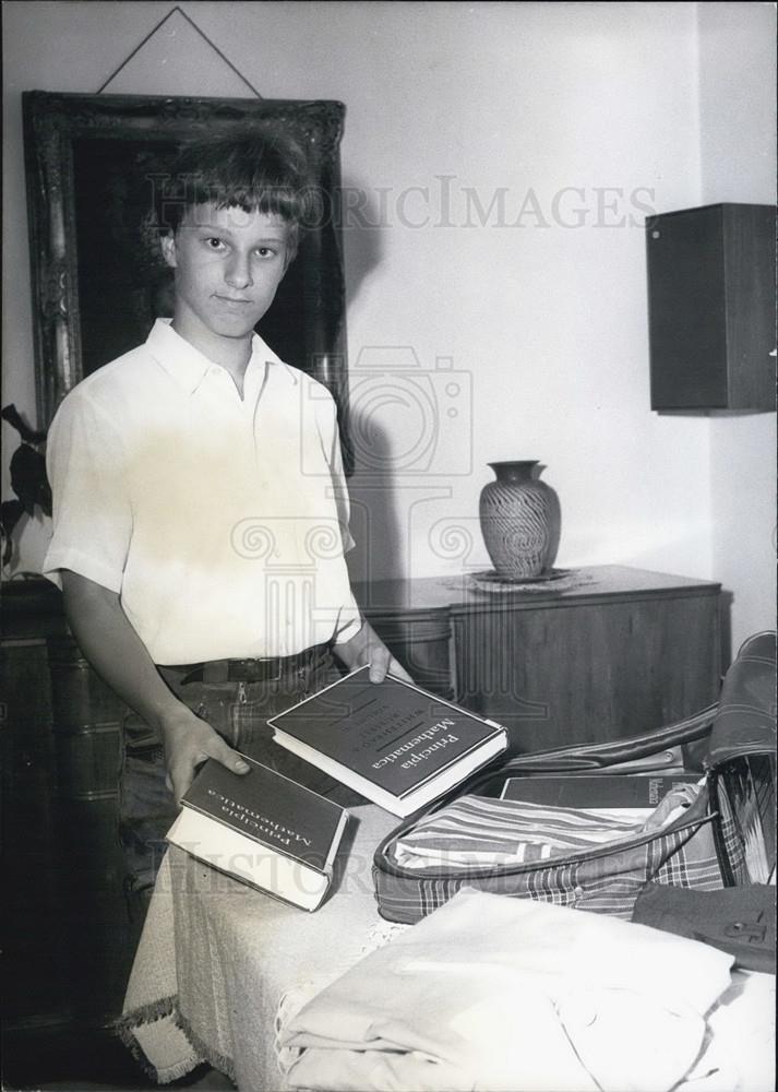 1970 Press Photo 14-year-old Elmar Eder Achieved Diploma from Mun1ich University - Historic Images