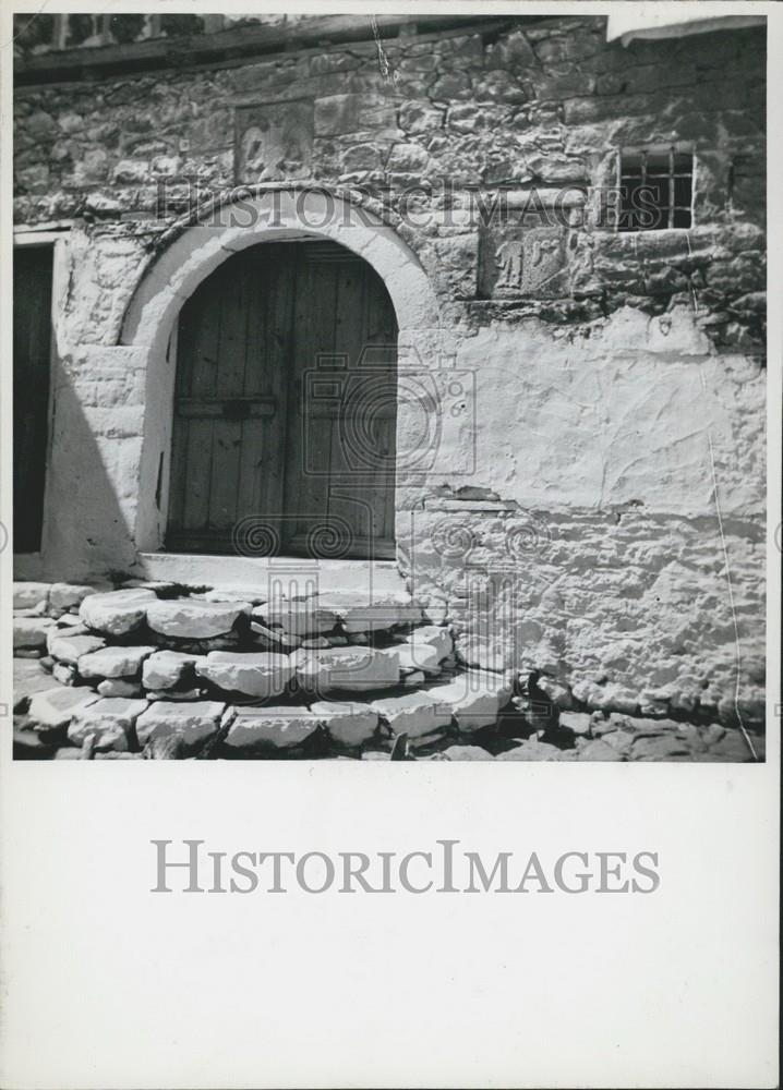 Press Photo Poland of Thasos; Village of Paguaghia Arch Doorway With Marble - Historic Images