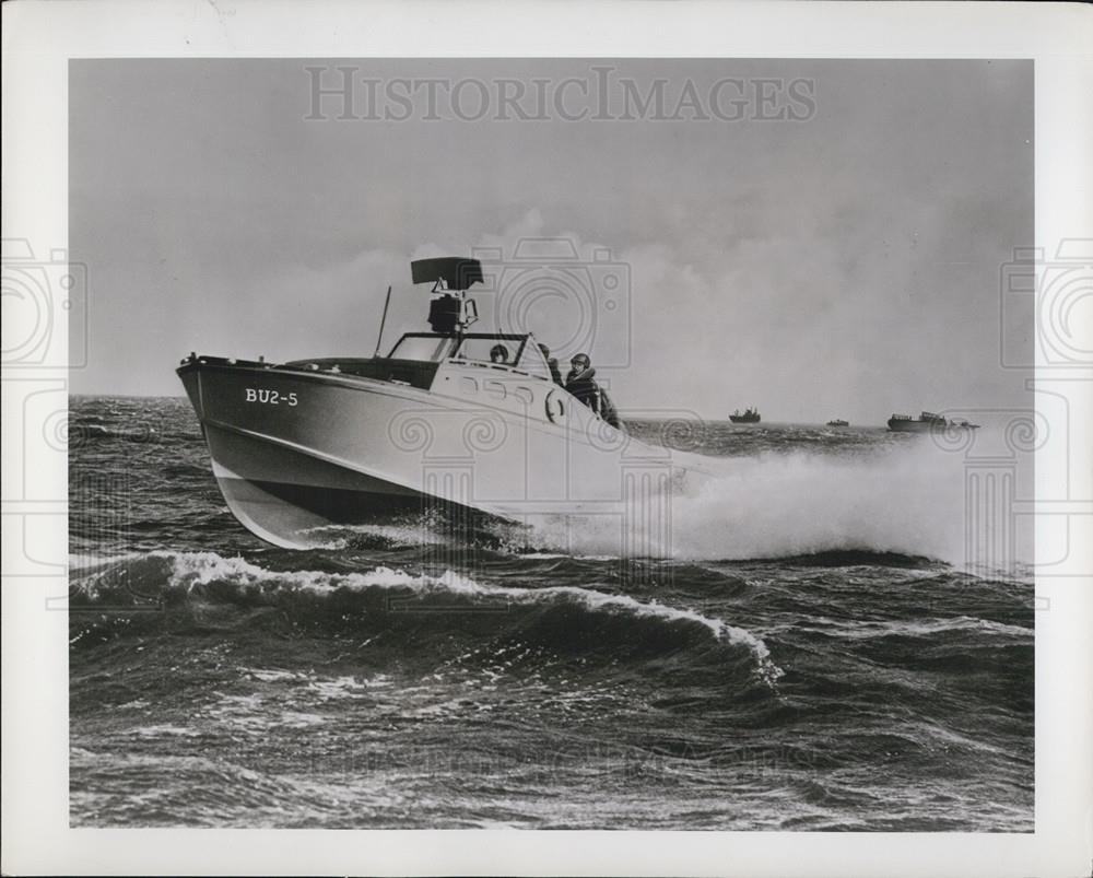 1957 Press Photo US Navy Amphibious Control Craft - Historic Images