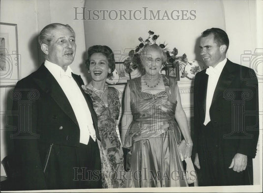 1958 Press Photo Prime Minister Harold Macmillan, Richard Nixon, Lady Dorothy - Historic Images