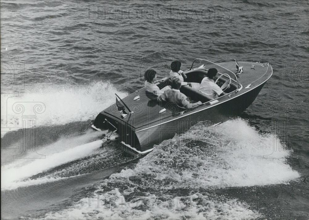 1962 Press Photo  New type star-jet-boat - Historic Images