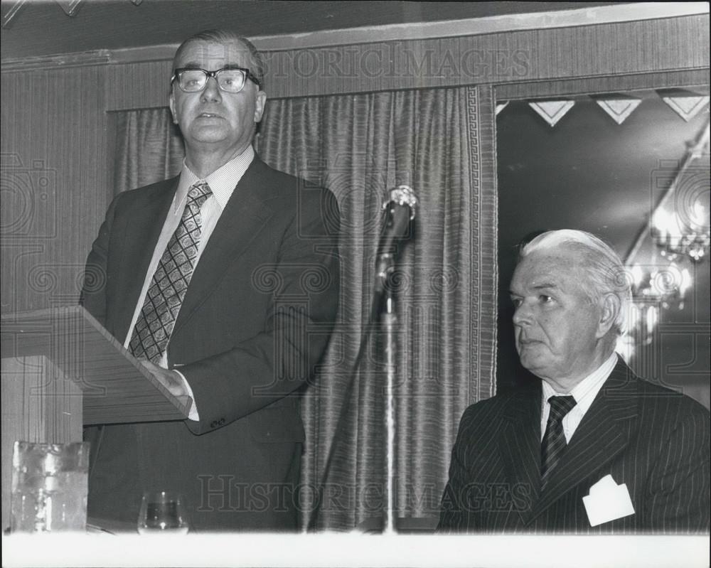 1978 Press Photo Robert Mark John McKay Threat Crime Commerce Conference - Historic Images