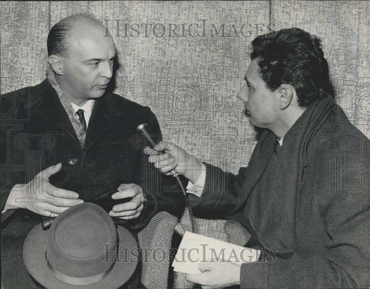 1964 Press Photo French Biologist, M. Gaston Naessens - Historic Images