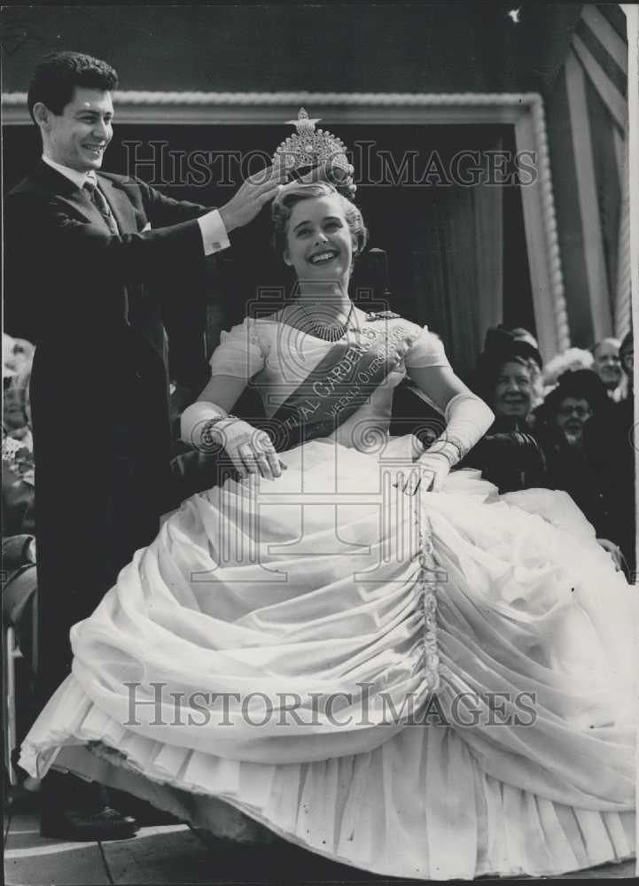 1953 Press Photo American Singer Eddie Fisher Battersea Festival Gardens - Historic Images