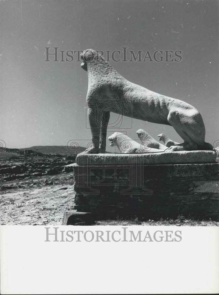 Press Photo Lions statues in Delos area - Historic Images