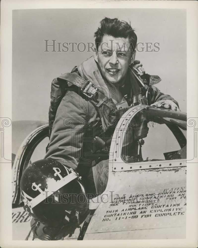 1953 Press Photo Royal Air Force Pilot James Ryan Flight Leader North Korea - Historic Images