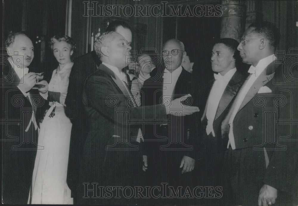 1957 Press Photo President Coty Receives Members of Senate &amp; French Parliament - Historic Images