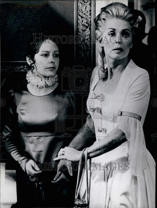 Press Photo Lilli Palmer Filmed In East-Germany - KSB37023 - Historic Images