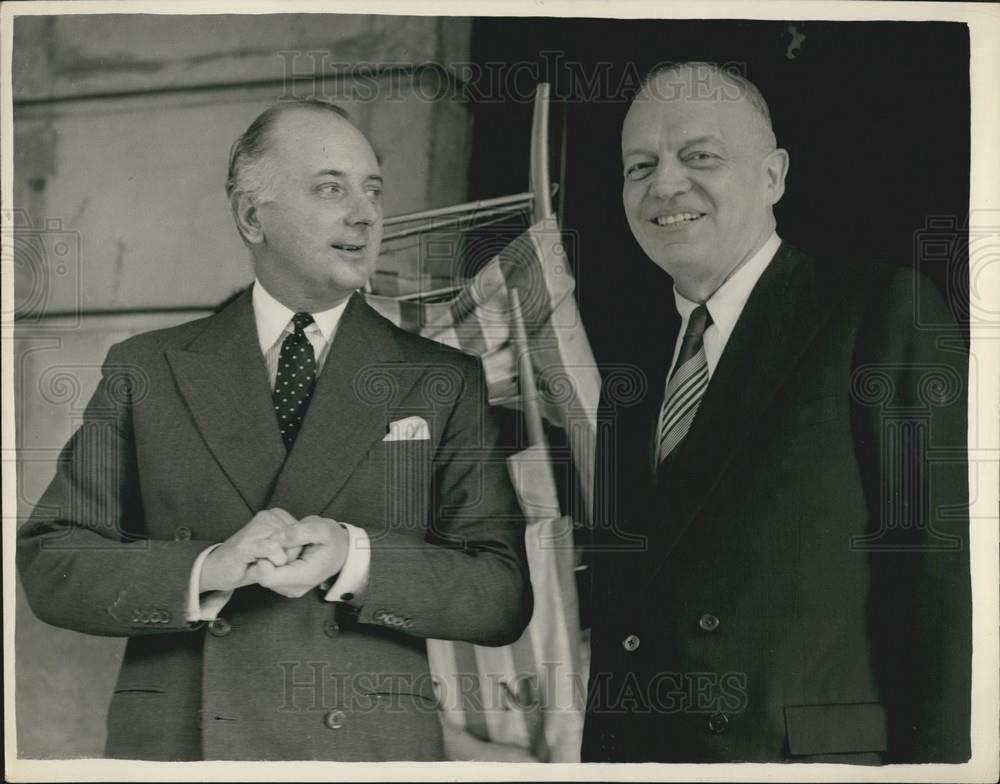 1957 Press Photo Disarmament Talks Continue in London, British &amp; American Delega - Historic Images