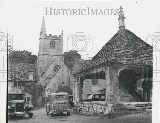Press Photo Castle Combe  & the Norman Church - Historic Images