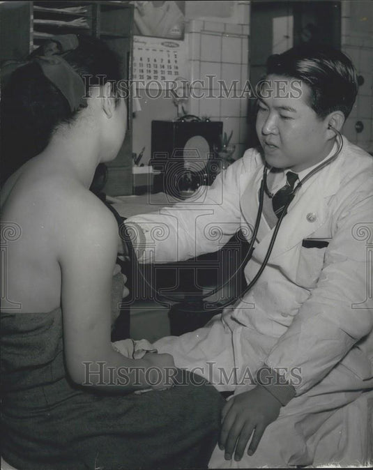 Press Photo  "Doctor Courageous" Crippled By Police Still Practices Medicine - Historic Images