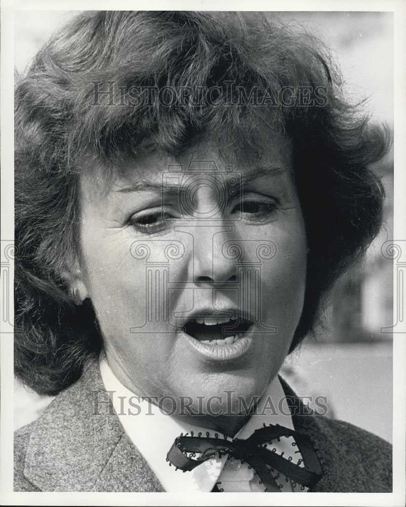 1981 Press Photo Liberal Candidate For NYC Mayor Mary Codd At City Hall - Historic Images