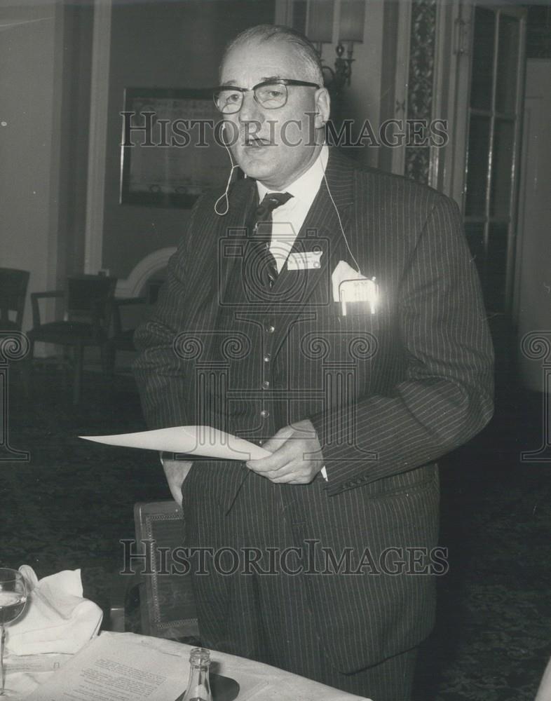 1968 Press Photo Mr. D.H. Roper, O.B.E. the General Secretary of the Society - - Historic Images