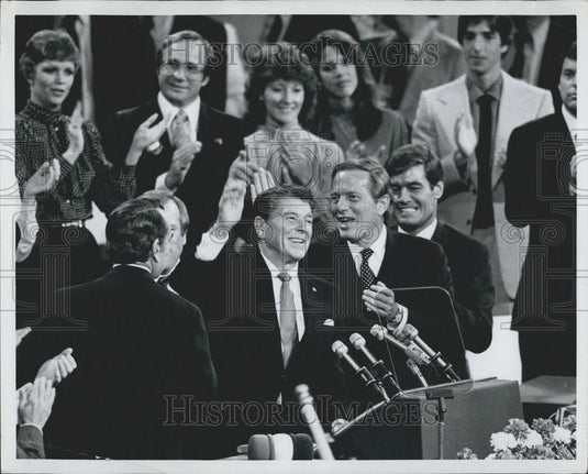 1981 Press Photo  Ronald Regan accepts the nomination to run for President - Historic Images