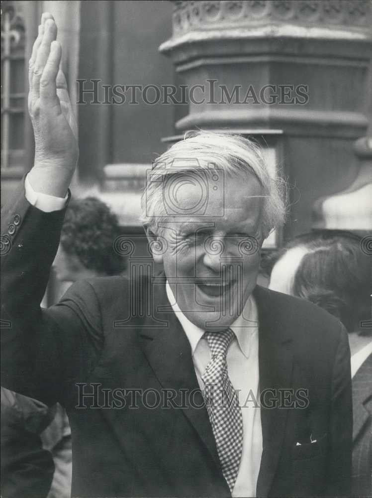 1976 Press Photo Jo Grimond to be Caretaker Leader of the Liberal Party - Historic Images